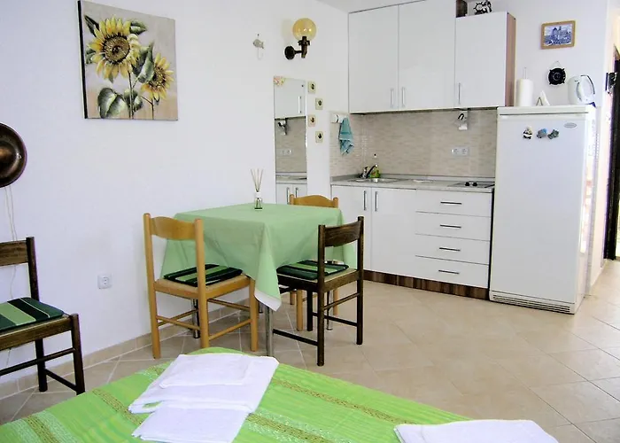 Apartment Tamara Krk Town