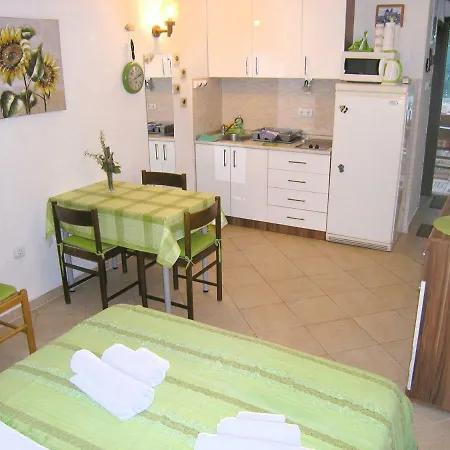 Apartment Tamara Krk Town
